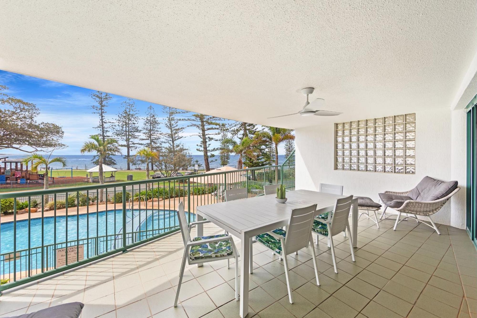 The Norfolks On Moffat Beach Caloundra Oda fotoğraf